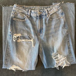 American eagle distressed mom jean